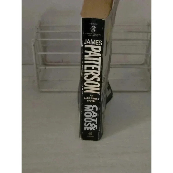 James Patterson‎ Cat & Mouse Novel - Picture 2 of 5